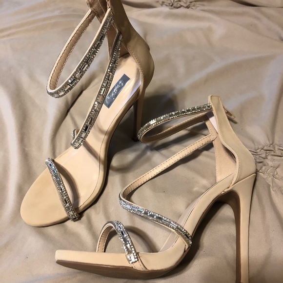 Qupid Strappy Heel - Picture 1 of 1
